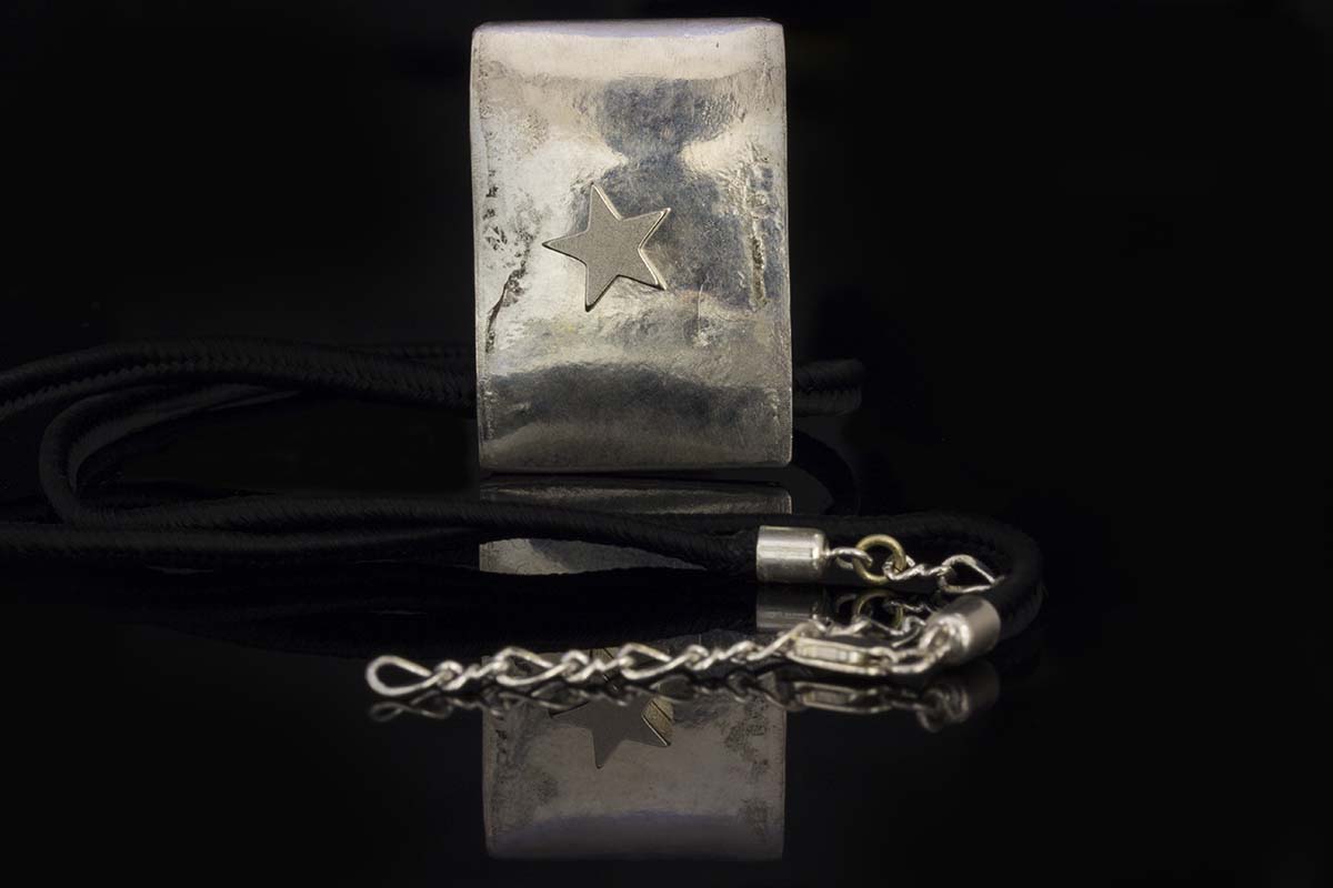 Star pendant web